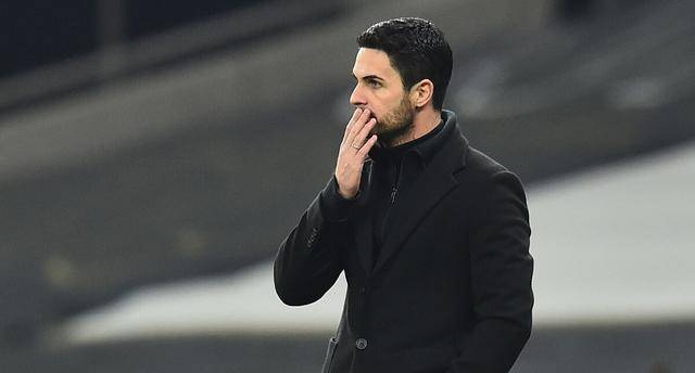 荷甲赛前再迎强敌，斯图加特队长鼓劲，主帅态度——压力陡增，细节决定成败