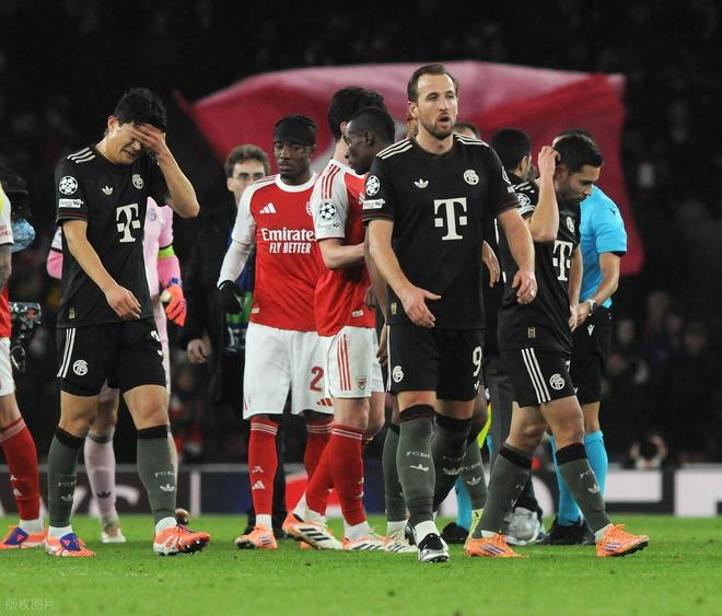 关于阿森纳训练开放日；赛后强势反弹引欢呼；欧篮联在即；轮换策略成焦点的信息